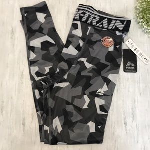 - RBX Performance Compression pants men’s large